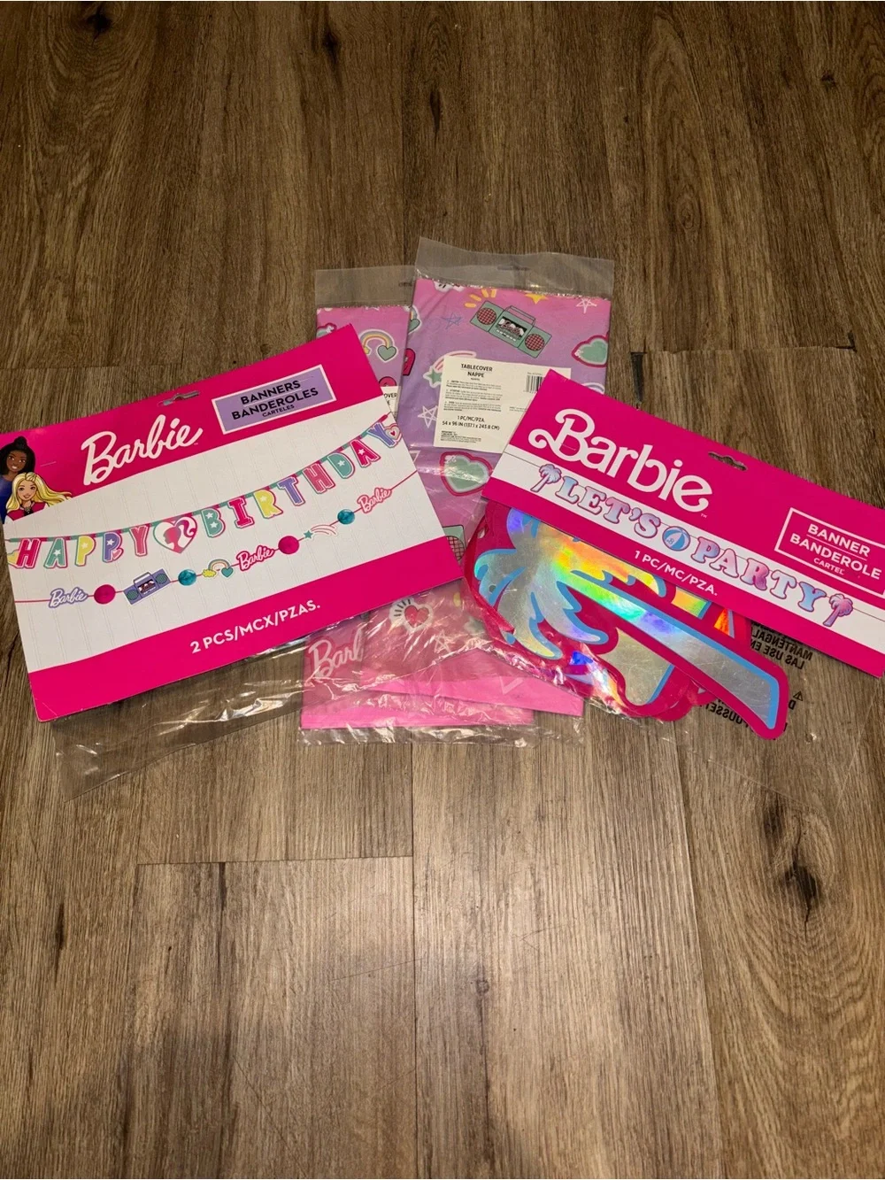 Barbie Hot Pink Party Banners & Tablecloths